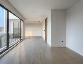 Rumah Brand New Puri Indah Jakarta Barat 4 Lantai Ada Private Lift