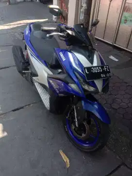 Yamaha aerox 2017 biru