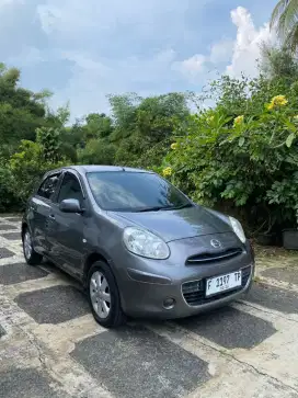 Nissan March XS matic 2012