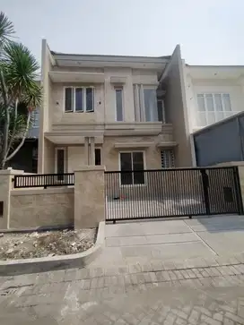 Rumah Baru Gress Cluster Favorite Pakuwon City San Diego