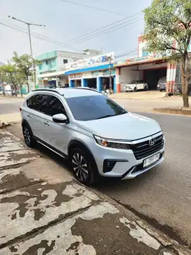 BRV PRESTIGE SENSING CVT 2022
