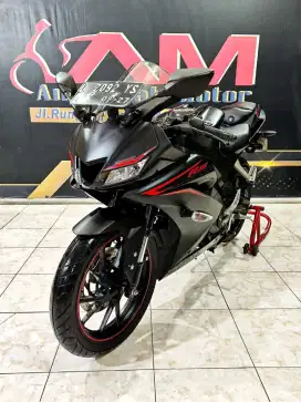 Yamaha All New R15 VVA V3 TH 2017 odo 7rb racing black keren top