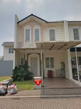 Disewakan Rumah Furnish di Azura Vanya Park BSD By Rumah Chinida