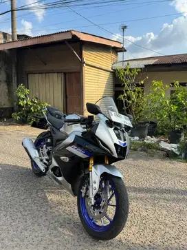 DIJUAL R15M 2023