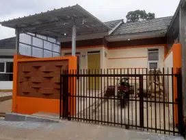 Disewakan 1 unit rumah baru