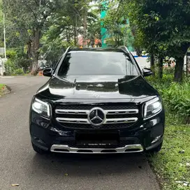 Mercedes benz GLB200 2021 Black hitam mercy GLB200 2022 AMG Jual Bu