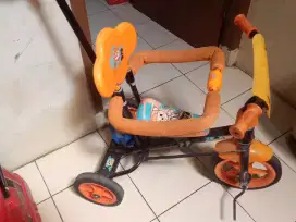 Sepeda anak roda 3