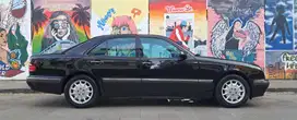 SUPER ANTIK!! Mercedes Benz E260 2001 Mercy E260 E 260