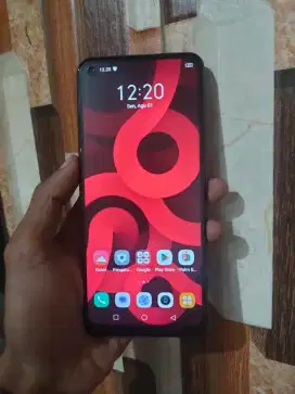 Infinix hot 10 4/128 body fisik pemakaian hp Chasan game lancar