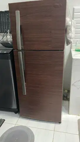 Kulkas second 2 pintu LG inverter