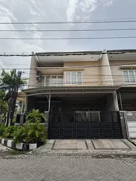 Dijual Rumah Hook Sutorejo Utara