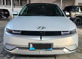 Hyundai Ioniq 5 Signature Long Range 2023/2024 Silver 16rb Km Bluelink