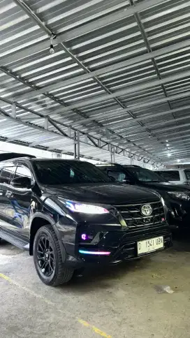 Fortuner GR Sport 2023 Manual – KM 63rb, Pajak Panjang, Bali