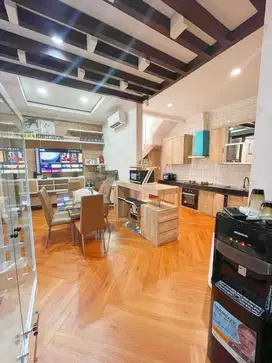 DISCOVERY BINTARO RUMAH CANTIK RENOV SWIMMING POOL EMERALD KEBAYORAN