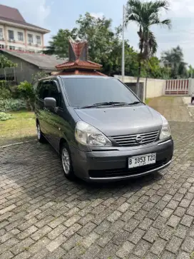 Nissan Serena 2012 Bensin