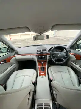 Mercedes-Benz E200 W211 2008 (Mercy) Low KM! Non SBC