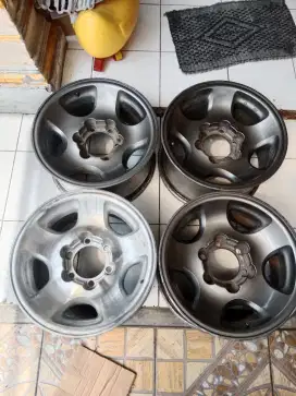 Velg R16 Oem Toyota LandCruiser 4Pc Land Cruiser Vx80 Vxr Dll