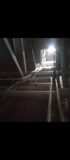 Tukang listrik panggilan dan borongan