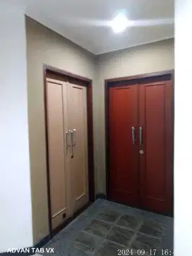 Jual rumah serta kostan di daerah strategis tanah kusir!