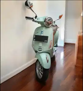 Vespa Primavera iGets 150