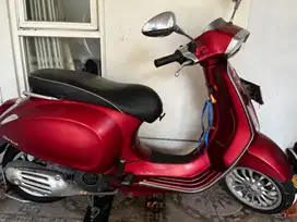 vespa sprint iget 2018 (barang istimewa km rendah)