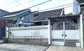 Rumah Babatan Pantai Utara Mulyorejo Surabaya Timur