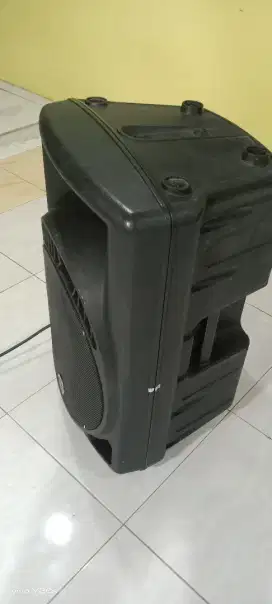 Speaker pasif 15in rekondisi kondisi normal