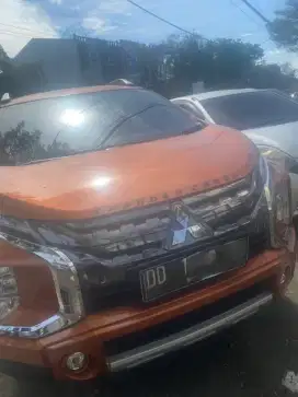 Mitsubishi Xpander Cross