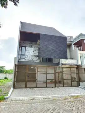 Rumah Pakuwon City San Antonio Mulyorejo Surabaya Timur