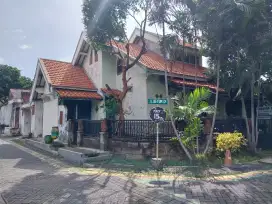 Rumah 2 lantai / type 110 / luas 218 m2