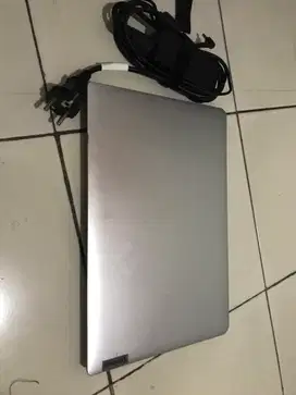 Jual laptop Lenovo seperti baru
