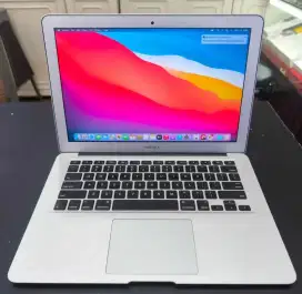 Macbook air 13 2017 Ci5
Ram 8GB
Ssd 256GB
CC battery: 1 Normal