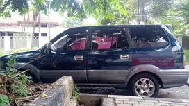 Toyota Kijang 2000 Bensin