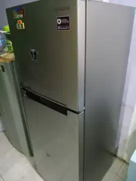 Kulkas Samsung 2 Pintu Digital Inverter
