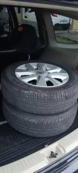 Velg dan ban Livina R.15