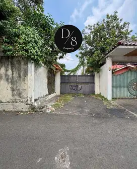Tanah Kemang. Luas 2074m². (33m x 63m) Kotak. Hadap Utara. Harga 41M.