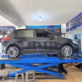 Nissan Latio C11, 2007, Bensin, Hitam