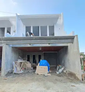 Jual Rumah Classic Modern Dekat Stasiun Lenteng Agung Jagakarsa