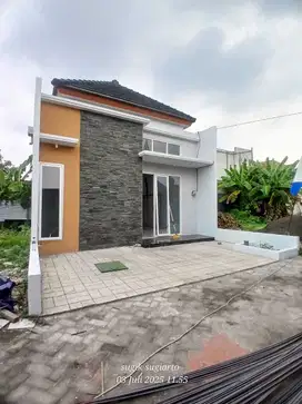 Rumah nol dp angs start 1 jutaan Lokasi wage Mepet sby