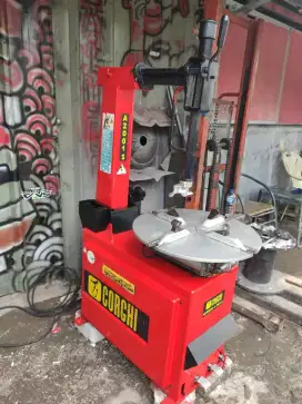 Tyre changer corghi 1 phase
