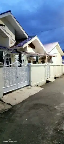 Disewakan rumah baru renovasi