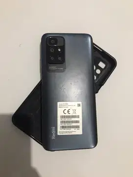 REDMI 10 4/64 MASIH MULUS