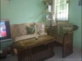 Satu set kursi sofa tamu bagus lengkap free krim lalamove