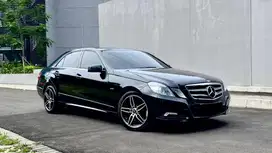 CASH Mercedes-Benz E250 CGI Avantgarde 2010 Mint Condition
