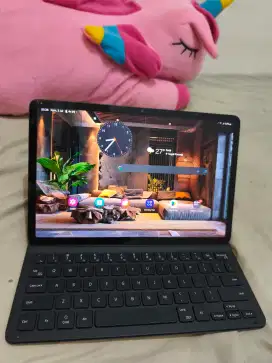 Tablet samsung S8 sudah ada pen dan keyboard