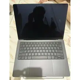 Laptop Apple MacBook Pro 14 M3 Pro 2023 RAM 18GB / SSD 512GB Ex Demo