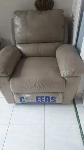 Kursi busa goyang