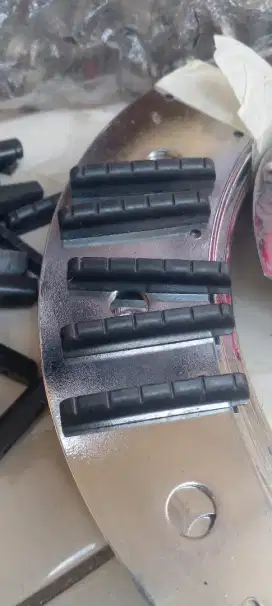 NUT ATAS GITAR AKUSTIK ELEKTRIK 6 STRING BLACK BORONG AJA