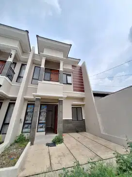 Rumah Cantik 2 Lt Siap Huni di Pamulang Harga Ekonomis Free Biaya2