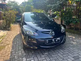 Mazda 2 AT 2011